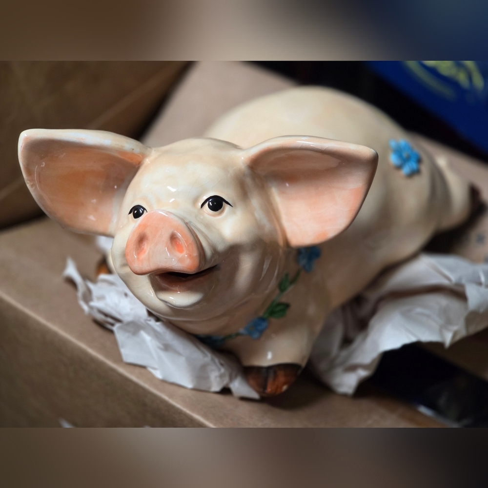 Charming Cream Pig Figurine with Floral Accents